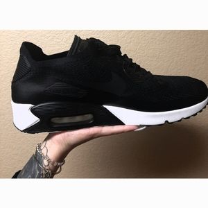 Nike Air Max 90 flyknit